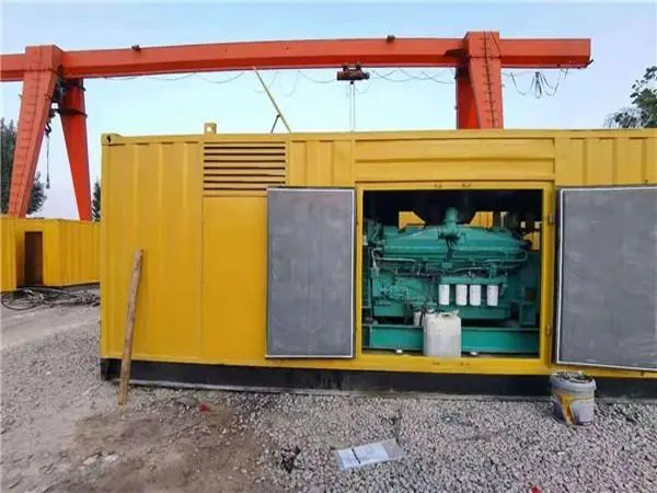 墨江冬季低温环境下，500KW发电机组应该选择什么类型的启动电瓶？